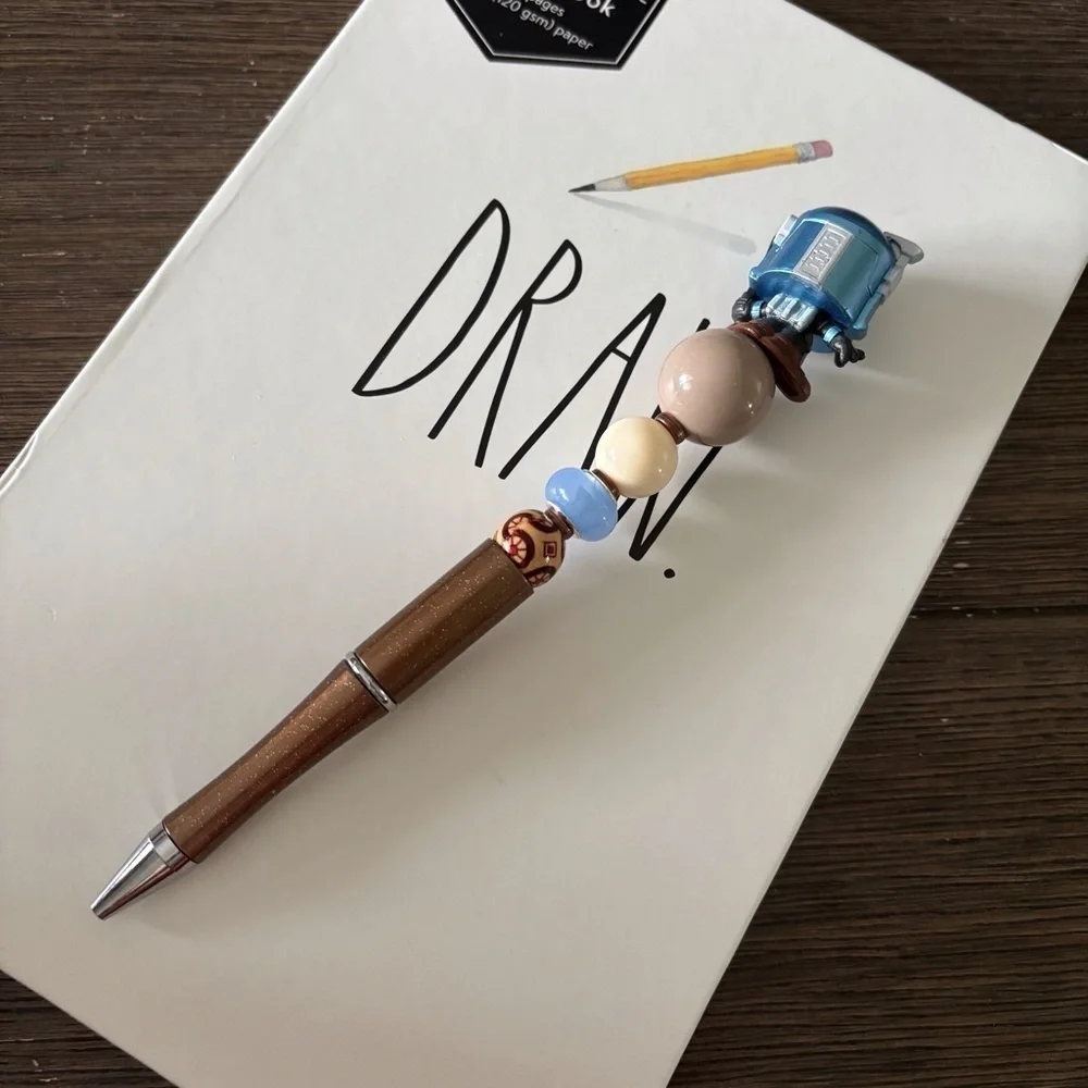 Disney Doorables: Star Wars: Bo-Katan Kryze handmade beaded pen